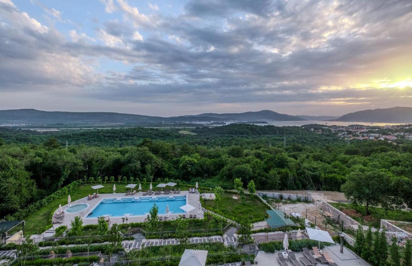 Image of Apartment - 1 Bedrooms - 1 Bathrooms for Sale in Kotor-Kavac-Montenegro, Image 12